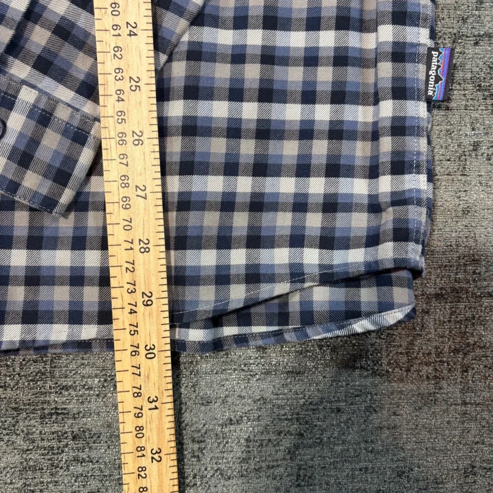 Patagonia Button Down Shirt XL Blue Grey Gingham Cotton Blend Long Sleeve